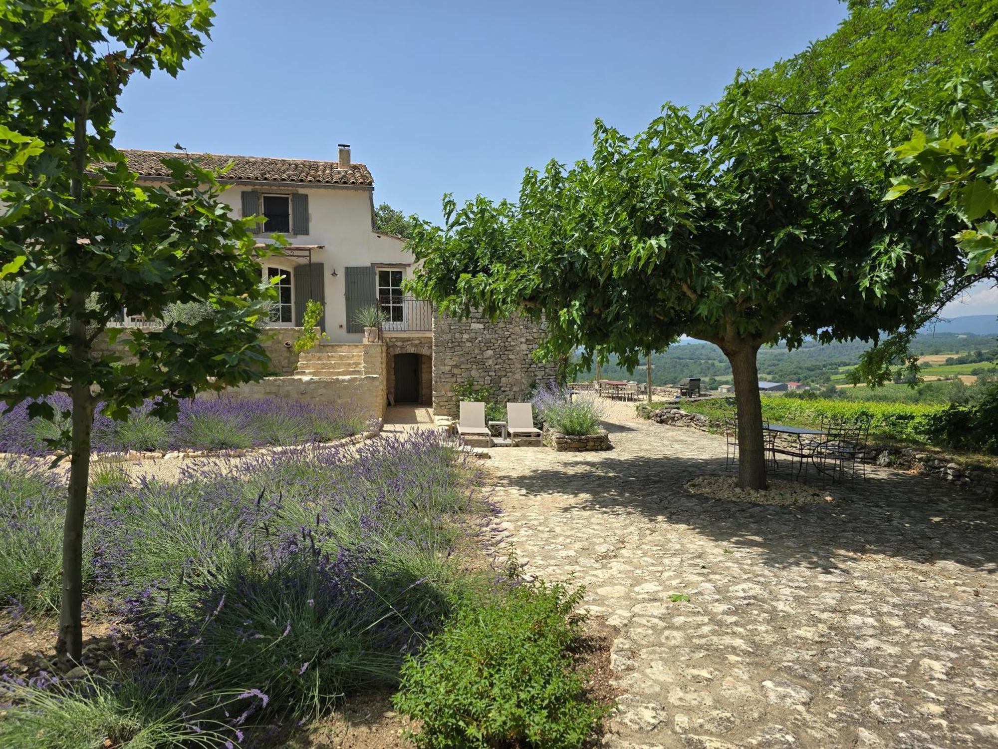 Mas Cerisiers Villa Saint-Martin-de-Castillon Exterior photo